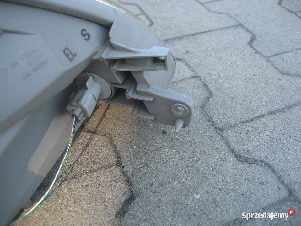 daihatsu sirion ii 0510r lampa przód lewa europa Oświetlenie Rakoniewice sprzedam