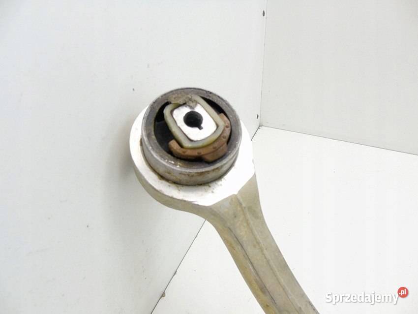 Zwrotnica z wahaczami prawy przód Audi A4 S4 B6 osobowe Sosnowiec