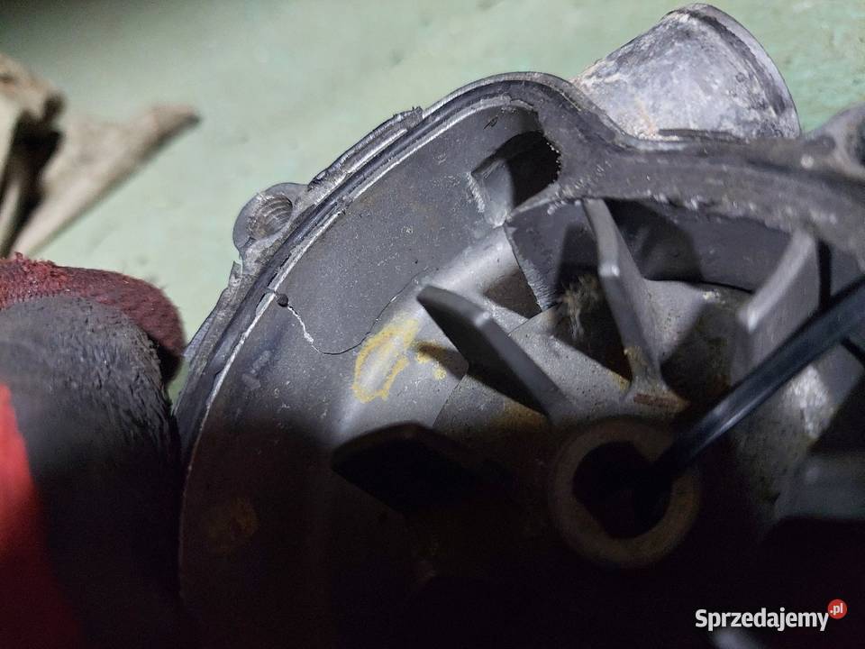 Suzuki RF 600 pompa wody wirnik obudowa RF600 Jelenia Góra