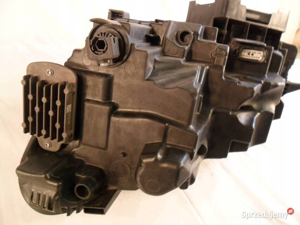 REFLEKTOR PRZÓD STRONA PRAWA FORD KUGA III Nowy Tomyśl