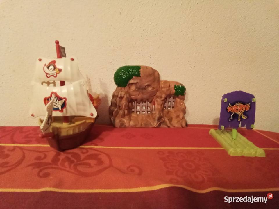 Zestaw piracki wyspa statek i tratwa Warszawa sprzedam