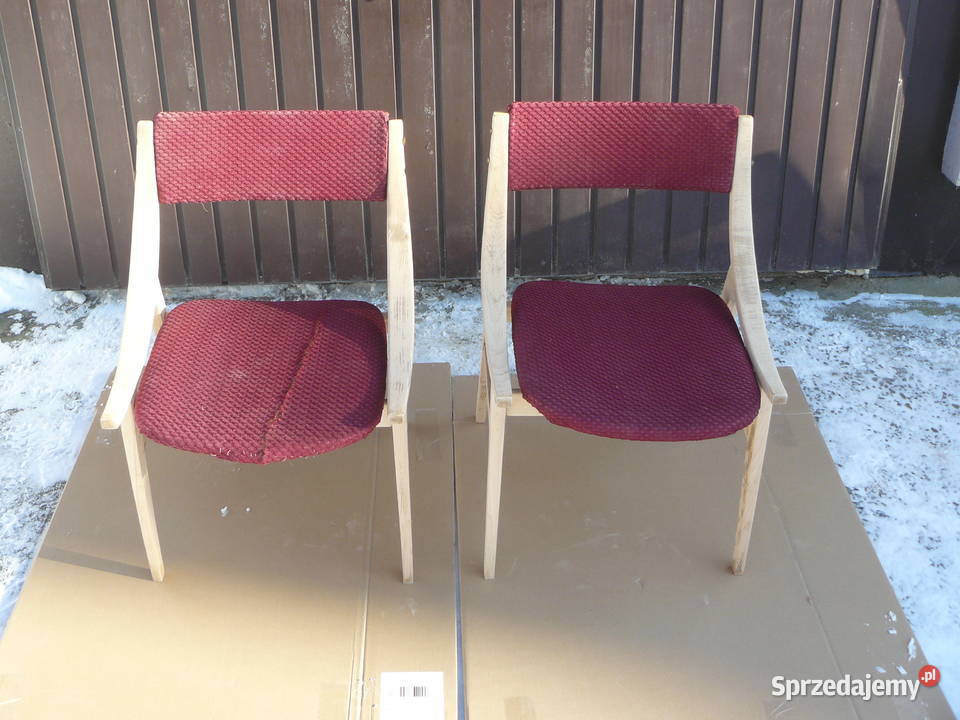 Stare krzesła skoczki proj J Kędziorek Nowy Sącz