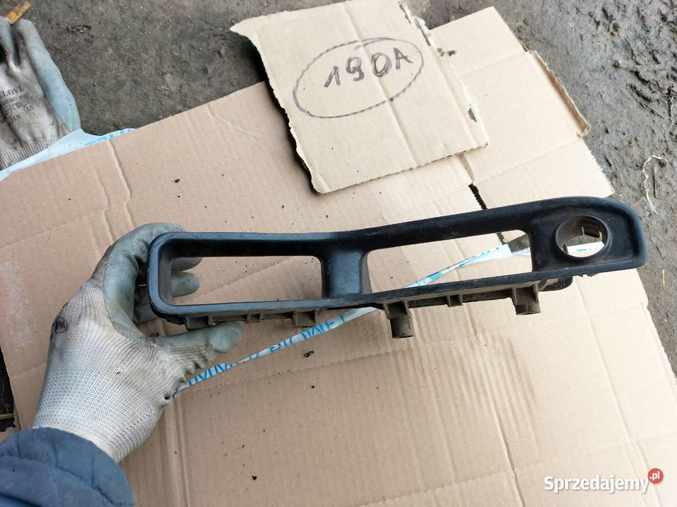 AUDI 80 B4 80B4 UCHWYT RĄCZKA DRZWI PRAWY PRZÓD osobowe
