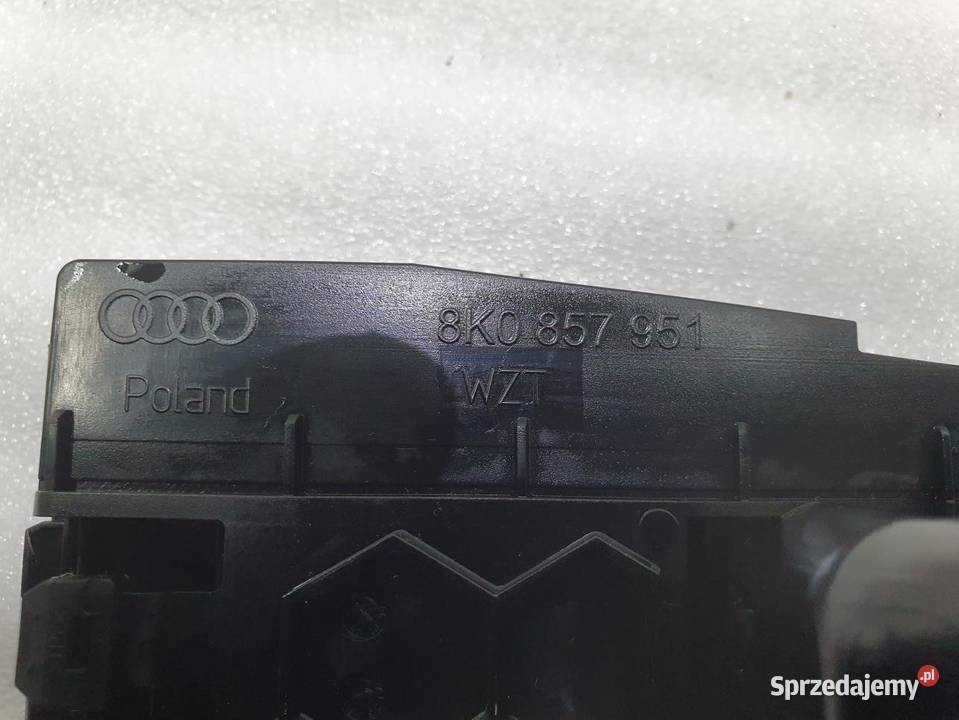 SCHOWEK POPIELNICZKA AUDI A5 8T 8K0857951