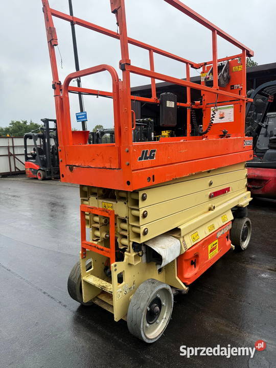 zwyżka podnośnik elektryczny JLG 2632 ES