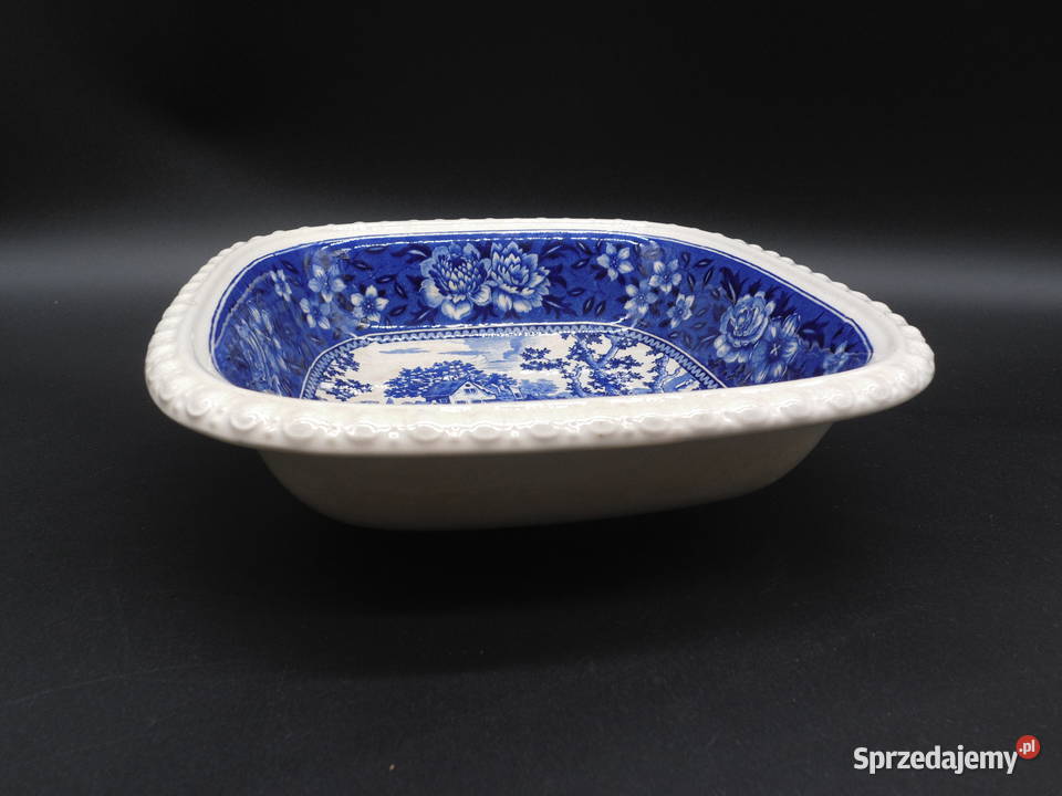 kwadratowa miska z serii Rusticana Blue firmy Porcelana i szkło