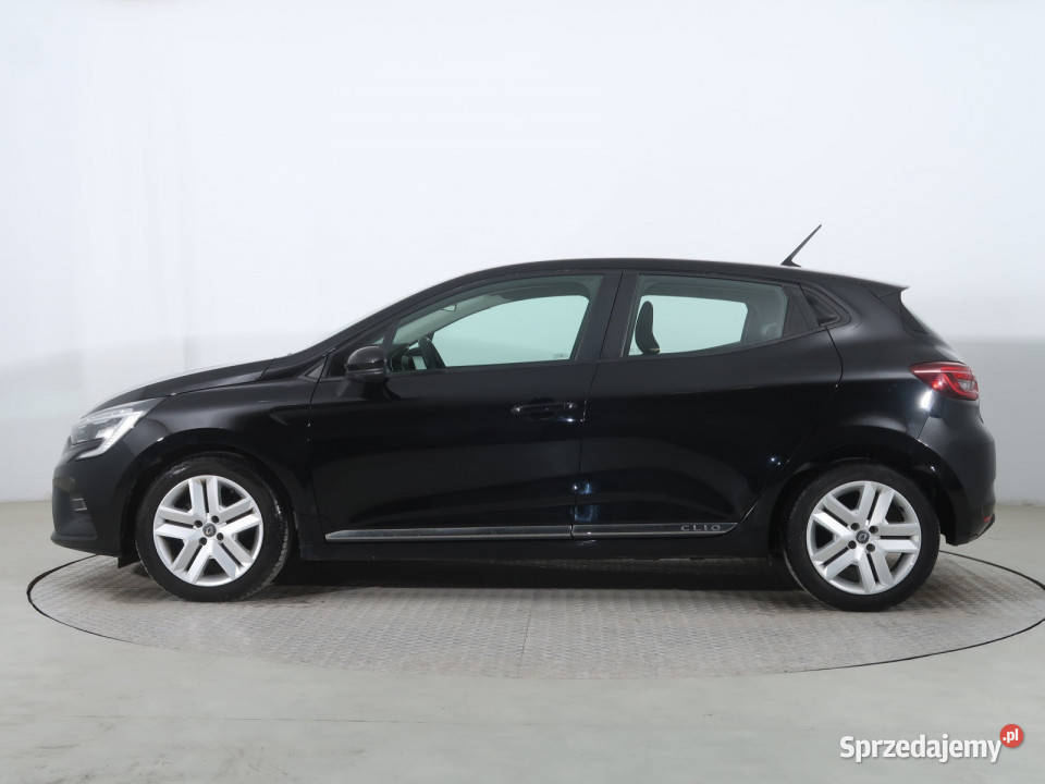 Renault Clio 10 TCe manualna