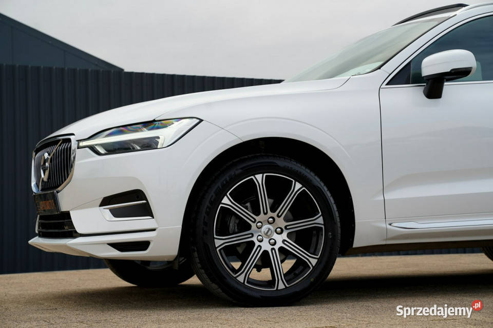 Volvo XC 60 INSCRIPTION panorama HEAD UP kamera czujnik martwego pola XC 60