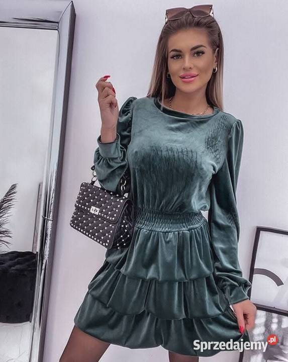 Sprzedam welurowe sukienki Brzeziny sprzedam