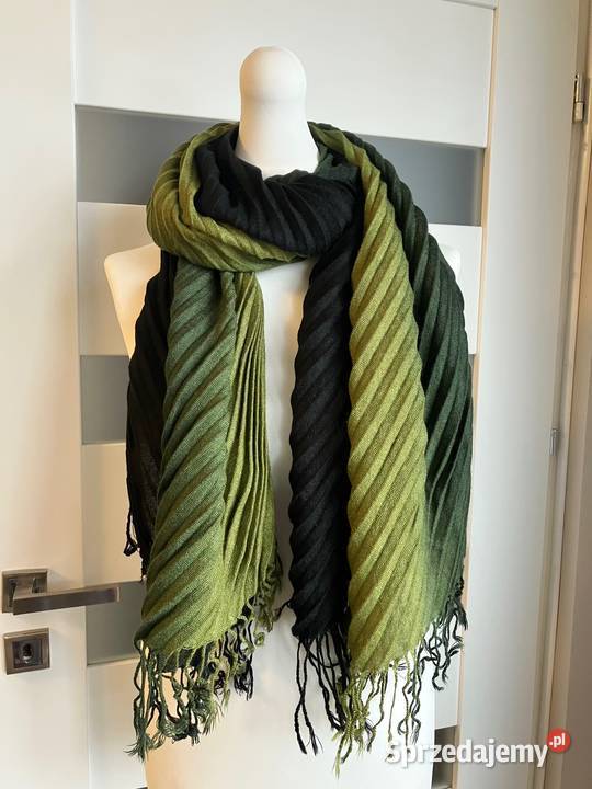 Piękna chusta szal apaszka ombre zielona szalik Nisko