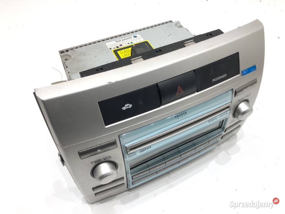 RADIO TOYOTA COROLLA E13 861200F030 0409