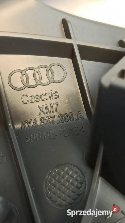 AUDI A3 8Y OSŁONA SŁUPKA PRAWA 8Y4867288A sprzedam