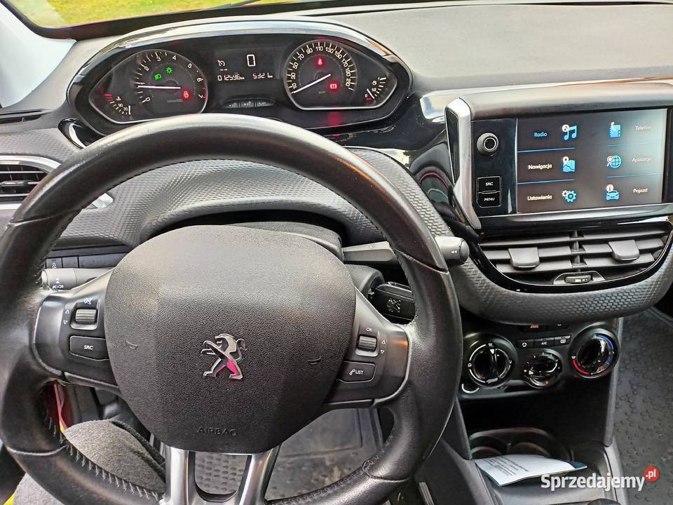 Peugeot 208 2017 12 Pure Tech benzyna przebieg