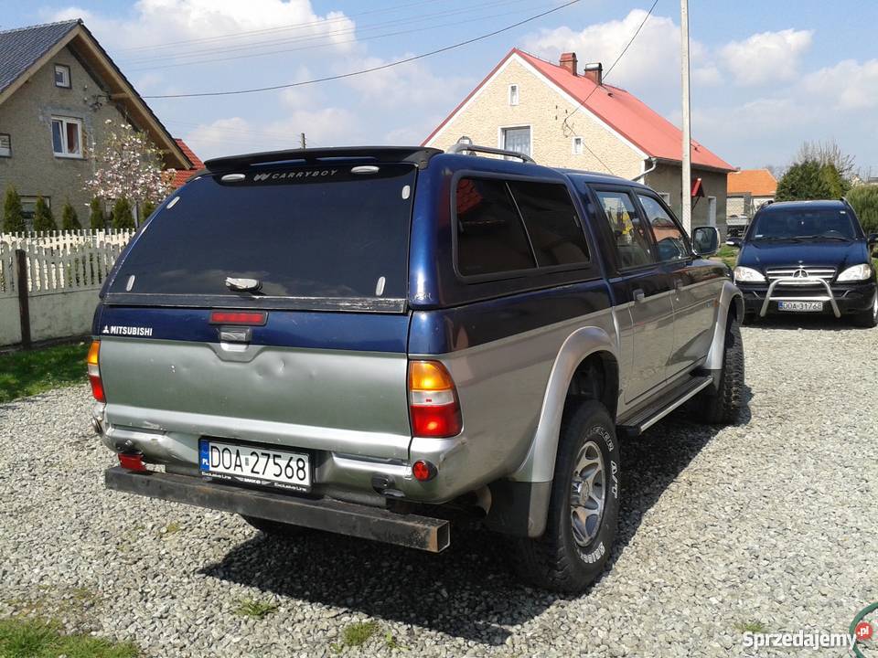 MITSUBISHI L200 Z ZABUDOWĄ nieuszkodzony Domaniów sprzedam