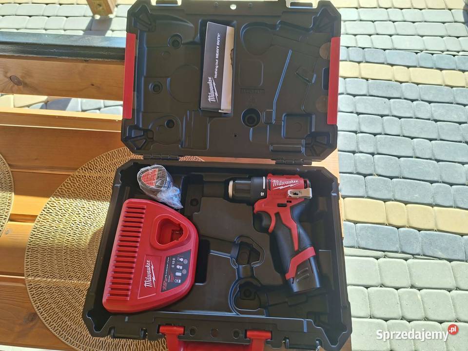 Wiertarkowkrętarka bezszczotkowa Milwaukee M12 Skołyszyn