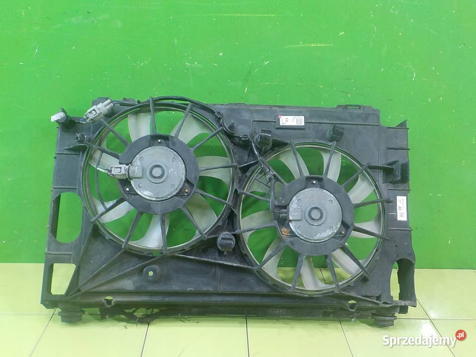 TOYOTA AURIS I LIFT 18 VVTI 11r HB 5D wentylator osobowe Suków