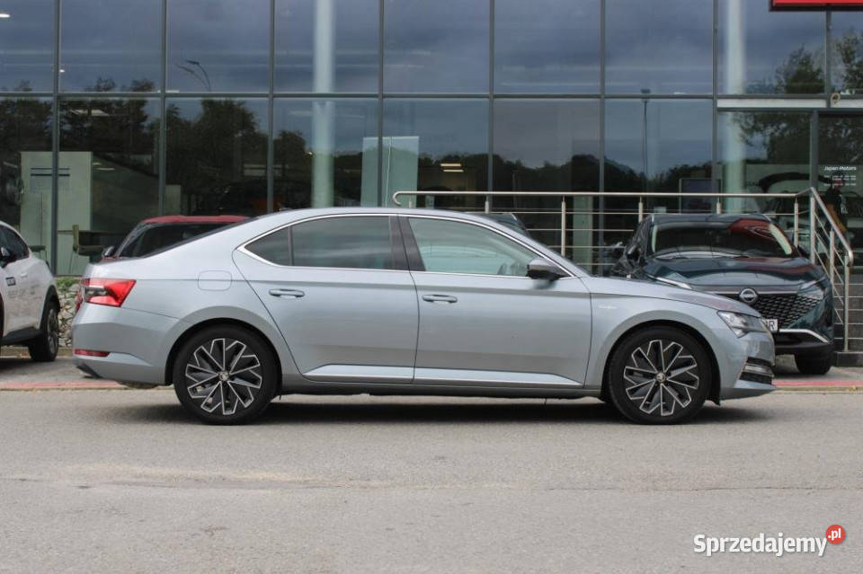 Skoda Superb 2020r Salon Skóry EL Fotele z Kraków sprzedam