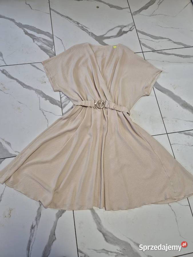 Beżowa sukienka Łomża