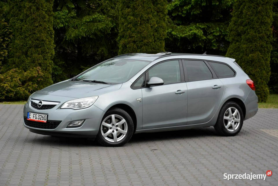 Opel Astra 17CDTI 110 150lecie Opla Navi mazowieckie Ostrów Mazowiecka sprzedam