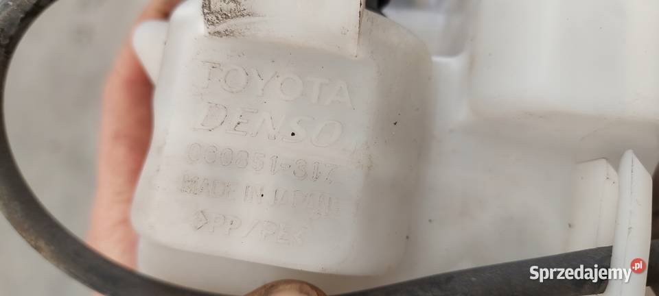 ZBIORNICZEK SPRYSKIWACZY TOYOTA PRIUS 0915 osobowe Międzychód