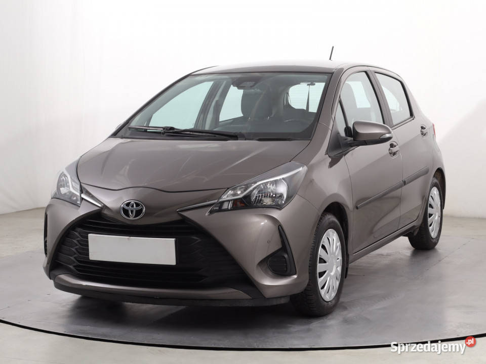 Toyota Yaris 15 Dual VVTi Rok produkcji 2019 Zabrze sprzedam