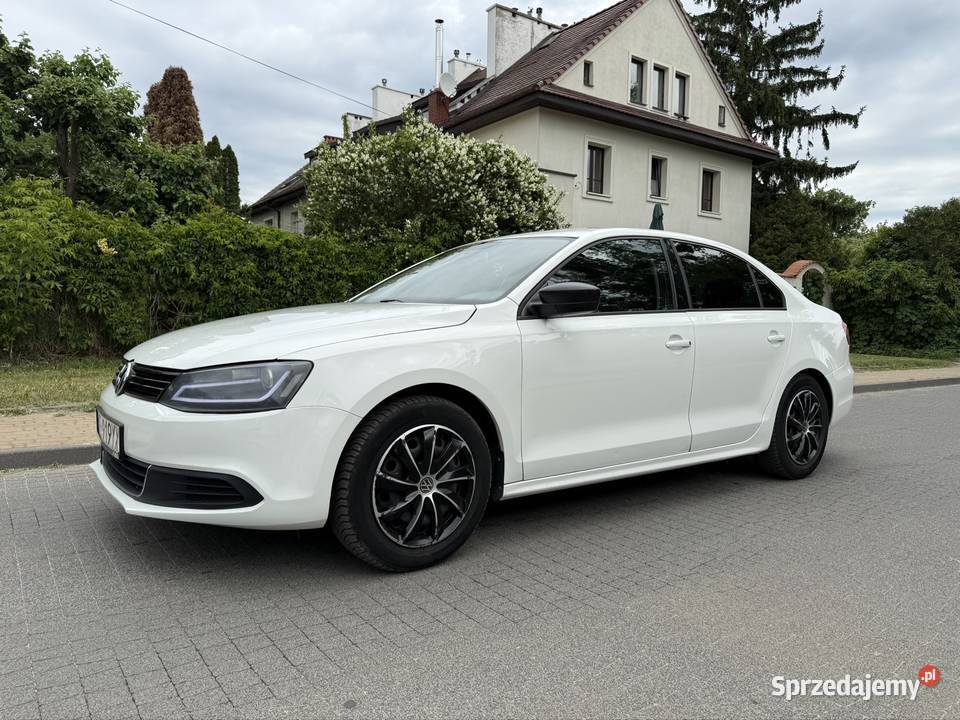 VW Jetta S benzyna LPG 2litrowy silnik 158 Warszawa