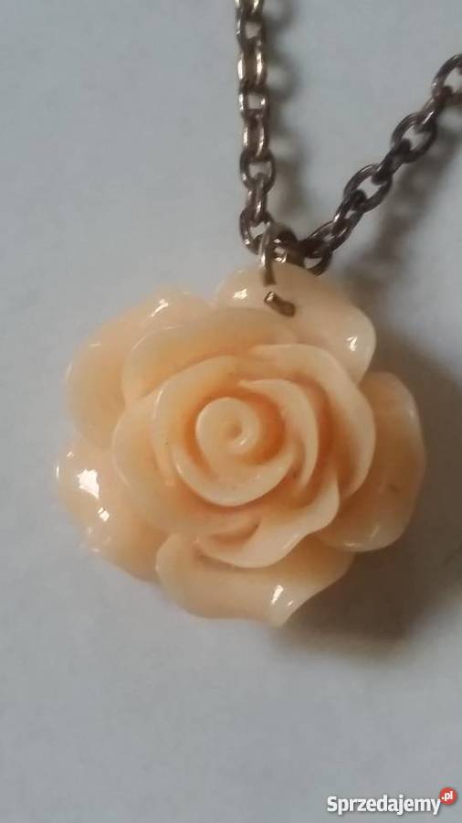 wisiorek łańcuszek ozdoba naszyjnik zawieszka Kielce