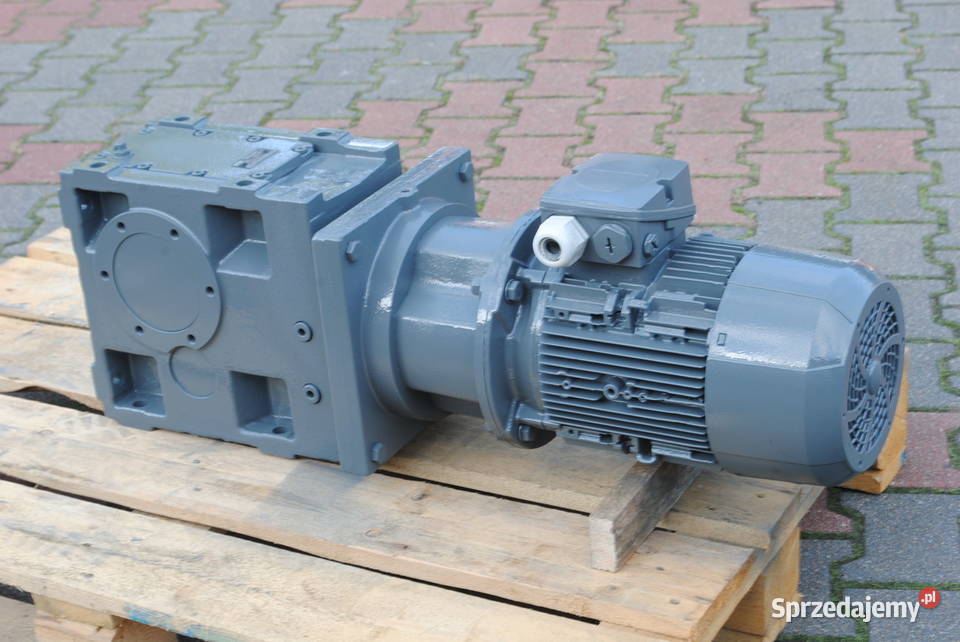 Motoreduktor kątowy 4kw 28obrmin LENZE lubuskie Kargowa