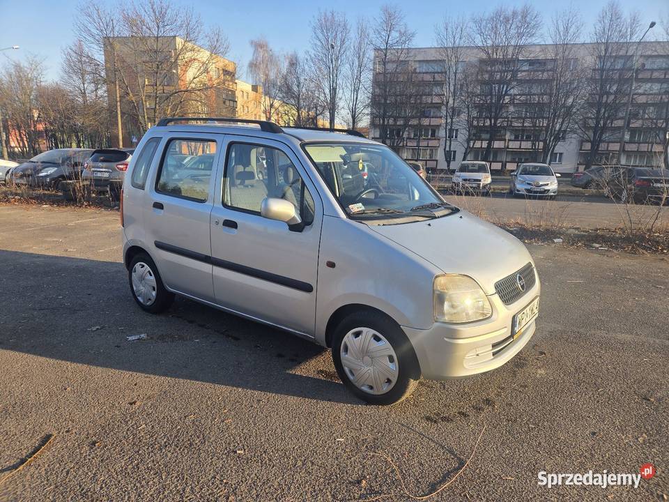 Opel Agila 12