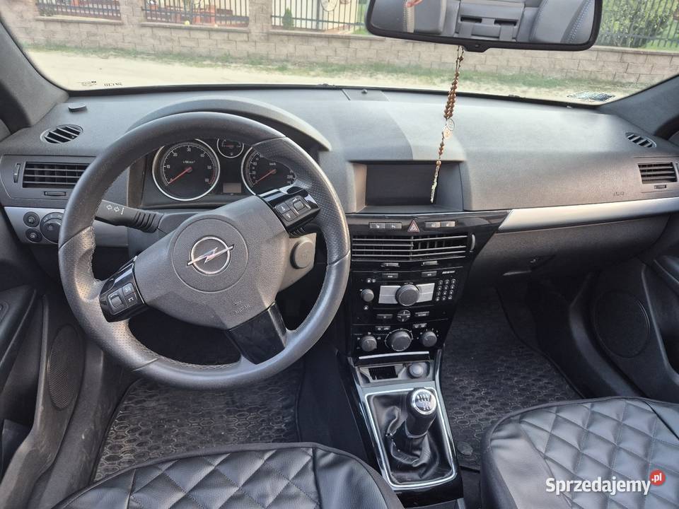 Opel Astra kabriolet TwinTop Rok produkcji 2008