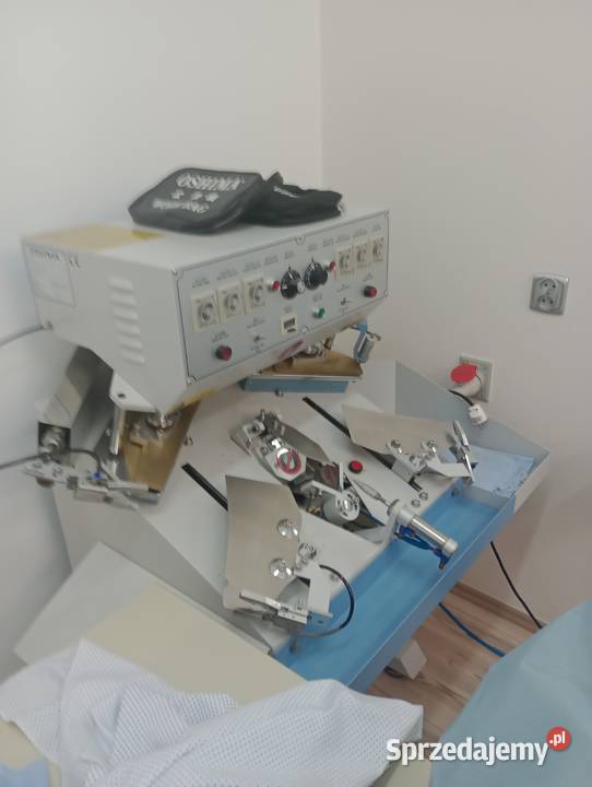 Urządzenie do przewijania i formowania kołnierzy Wolbrom