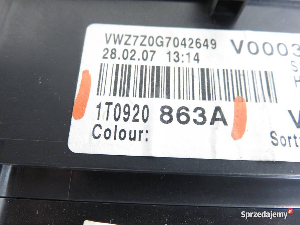 LICZNIK VW CADDY III 19 TDI 1T0920863A