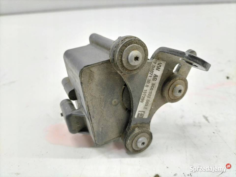 POMPA WODY 5C0965561 18 TSI VW Volkswagen Passat