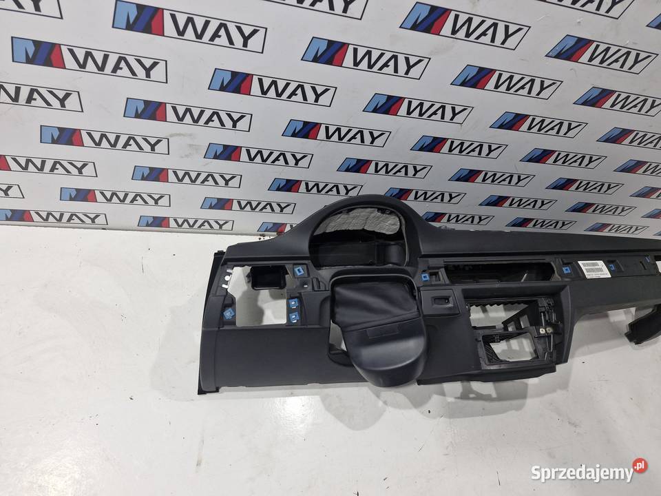 BMW E90 E91 KONSOLA DESKA ORYGINAŁ osobowe