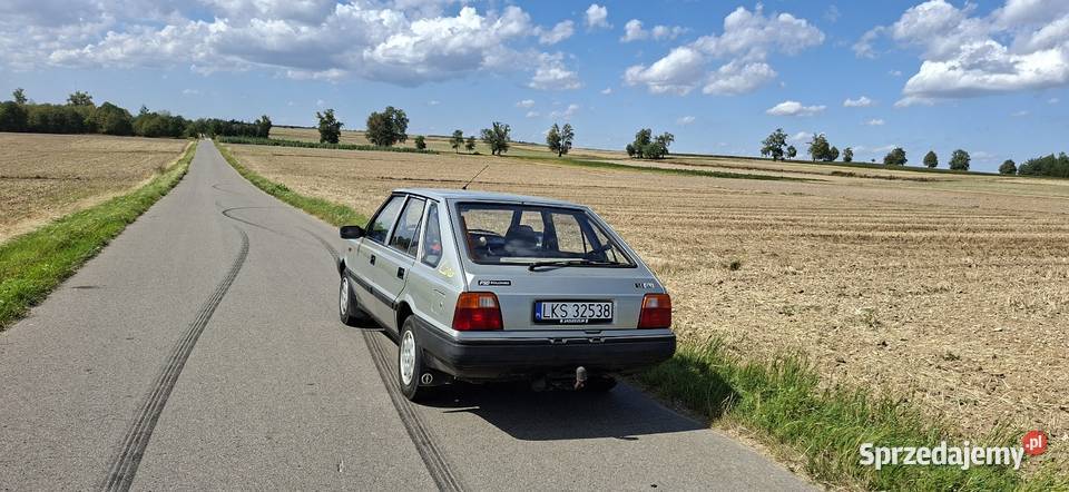 Polonez nieuszkodzony sprzedam