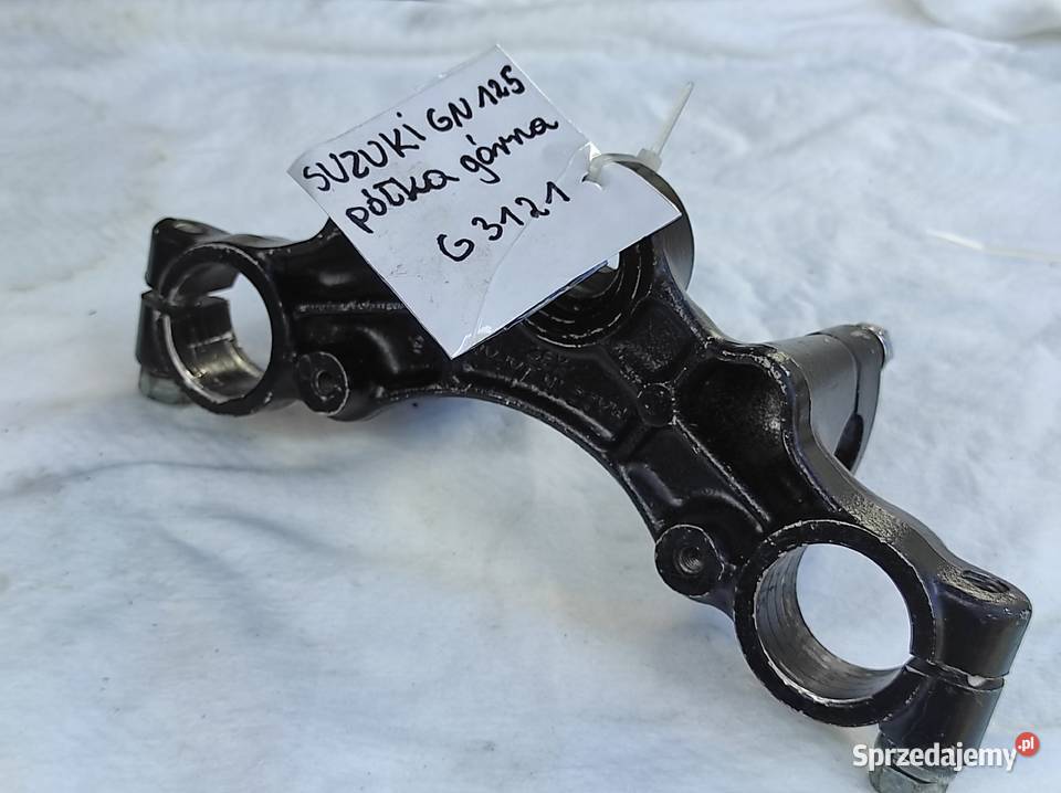 Suzuki GN 125 półka risery komplet