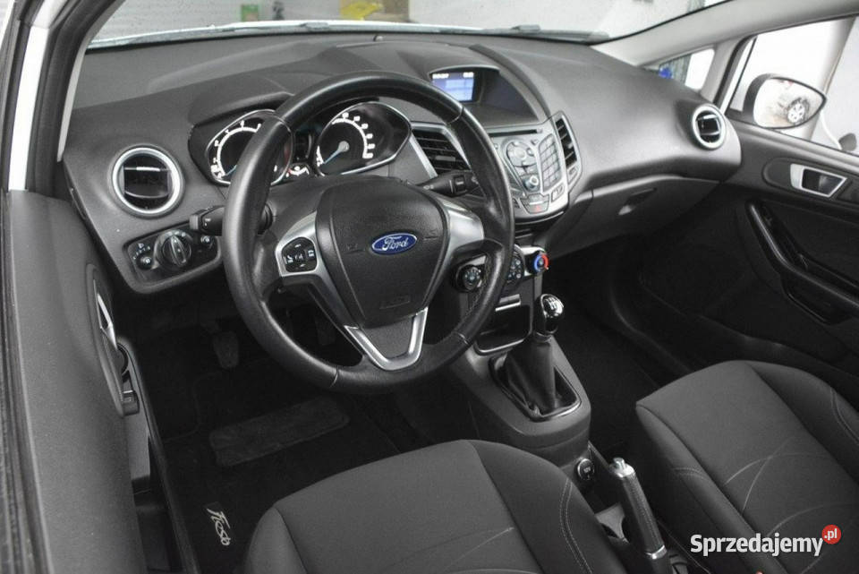 Ford Fiesta 10 Benzyna gwarancja przebiegu Fiesta podkarpackie Sędziszów Małopolski sprzedam