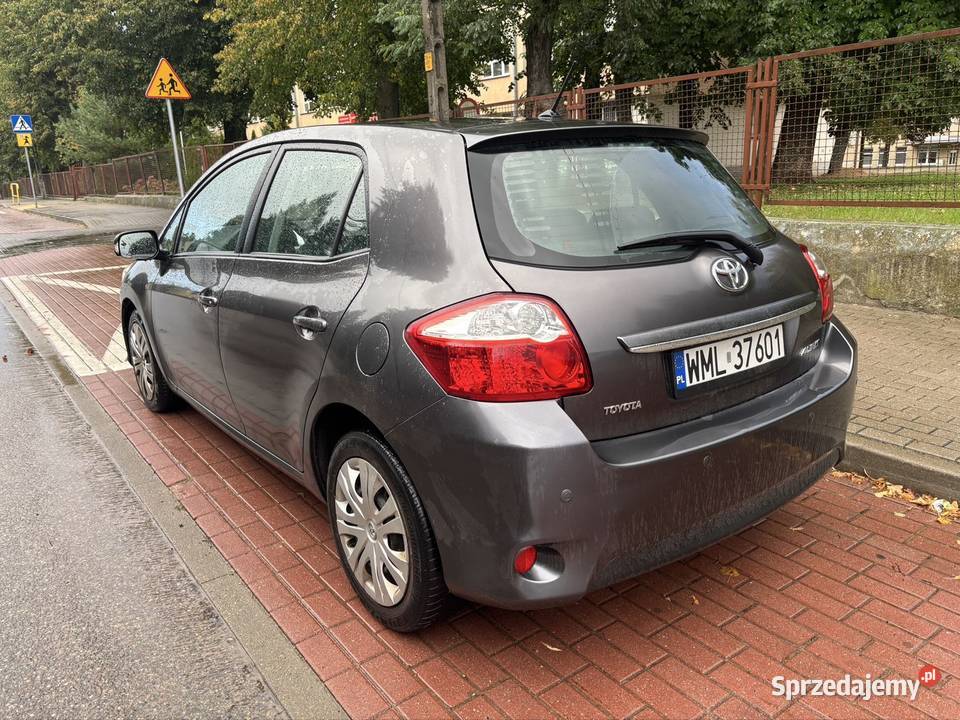 Toyota Auris 1364cm3 mazowieckie Mława