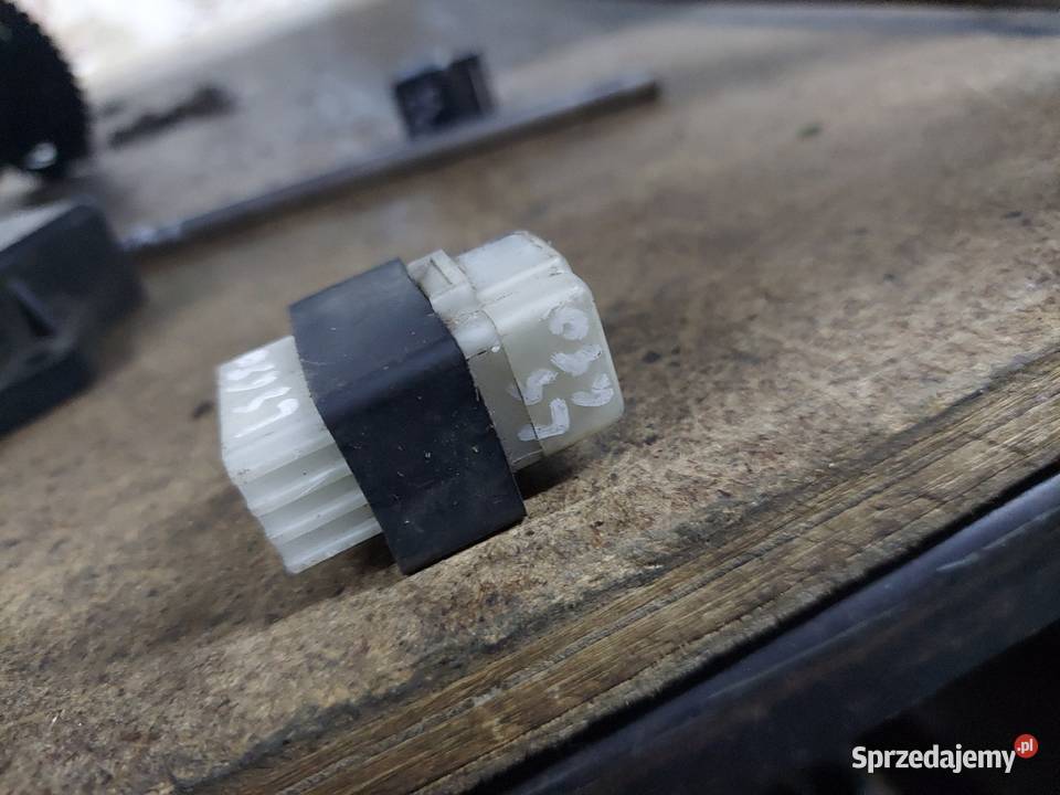 Suzuki LS 650 savage przekaźnik przerywacz moduł Jelenia Góra