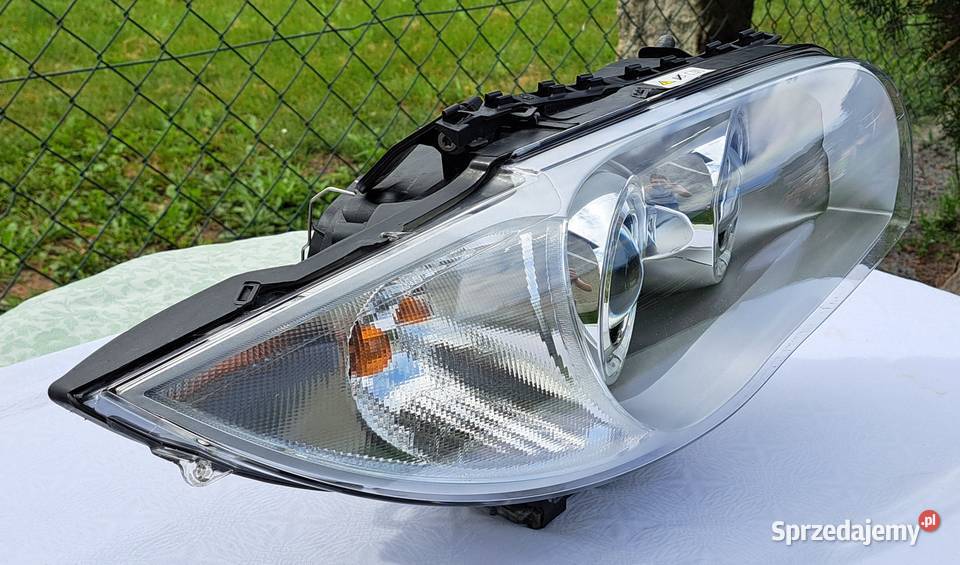 LAMPA PRAWA PRZÓD PRZEDNIA XENON BMW 1 E87 E82 Mielęcin sprzedam