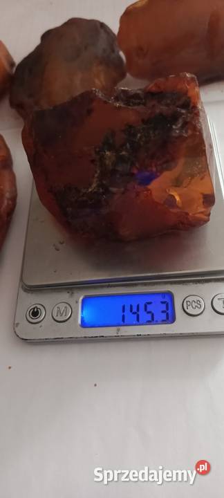 Bursztyn bałtycki sprzedam
