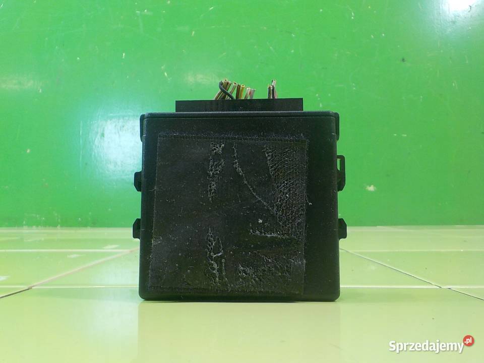 TOYOTA URBAN CRUISER 13 VVTI 09r 5D sterownik osobowe Suków sprzedam