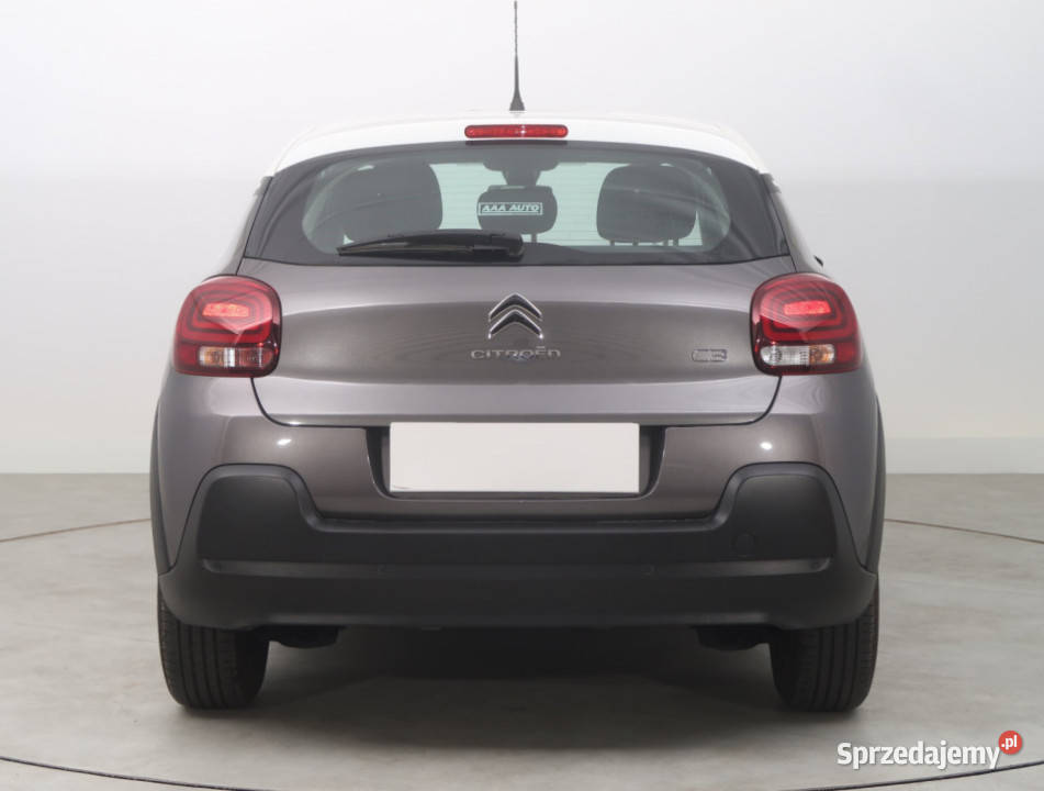 Citroen C3 12 PureTech Rok produkcji 2023