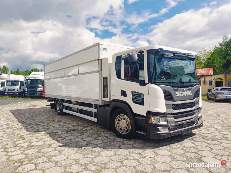 SCANIA P280 4x2 CHŁODNIA IZOTERMA PODNOSZONY bezwypadkowy sprzedam