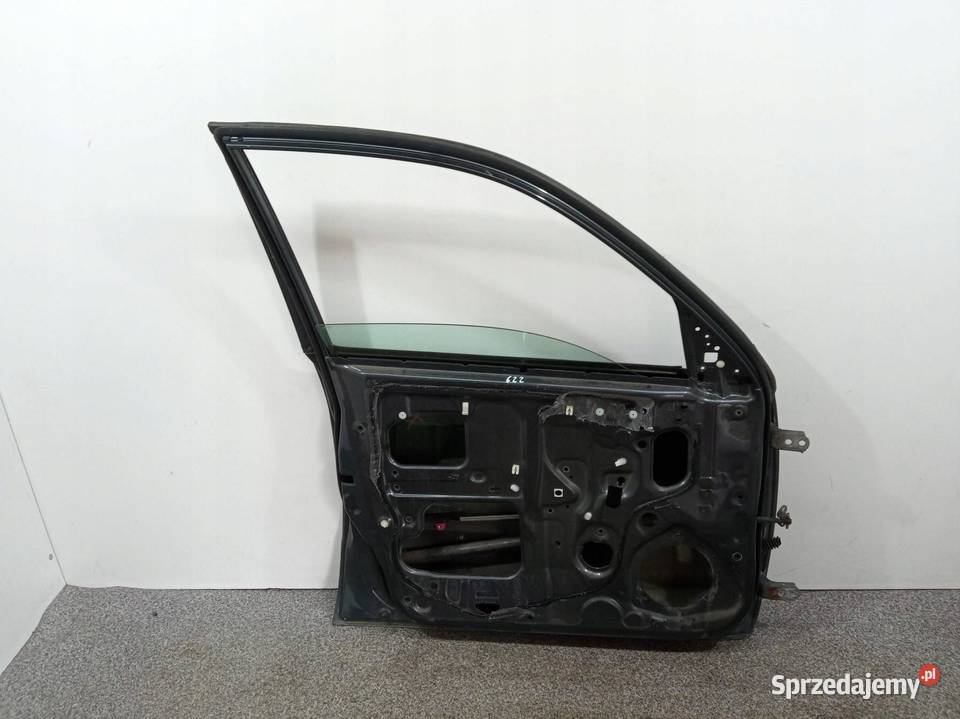 DRZWI LEWE PRZÓD 1E0 Toyota RAV4 II 20002005 sprzedam