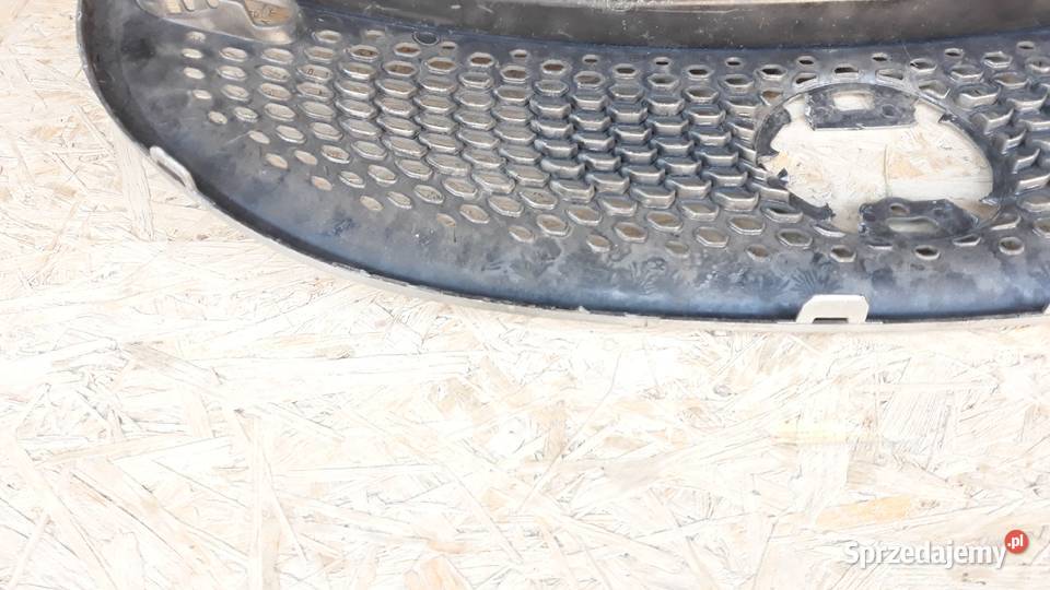 SMART FORFOUR 1417 GRILL ATRAPA ZDERZAKA PRZÓD Karoseria Zatom Stary sprzedam