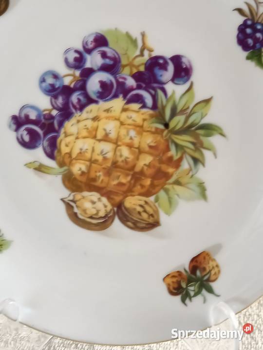 Talerz owocowy ananas na ciasto sery