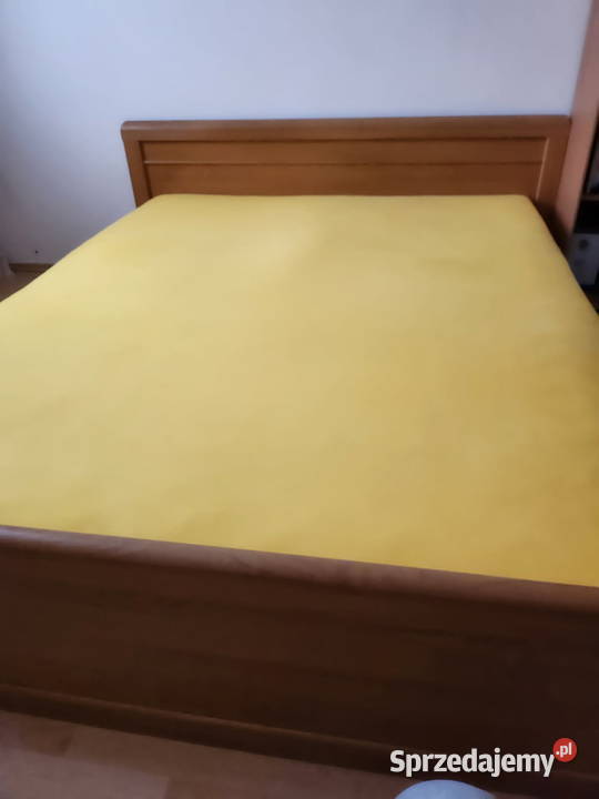 Komplet mebli z łóżkiem i materacem 160 x 200