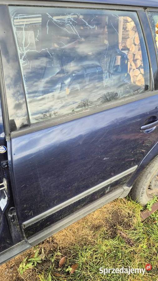 Drzwi tylne passat b5 LB5N