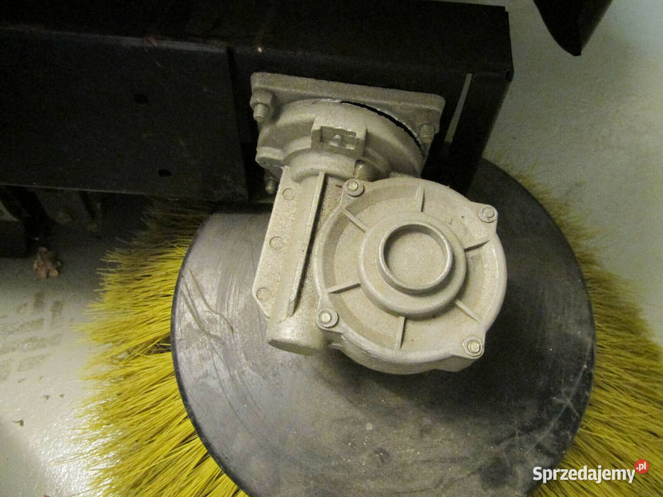 Zamiatarka samojezdna Krcher KMR 1200 BAT śląskie Kłobuck